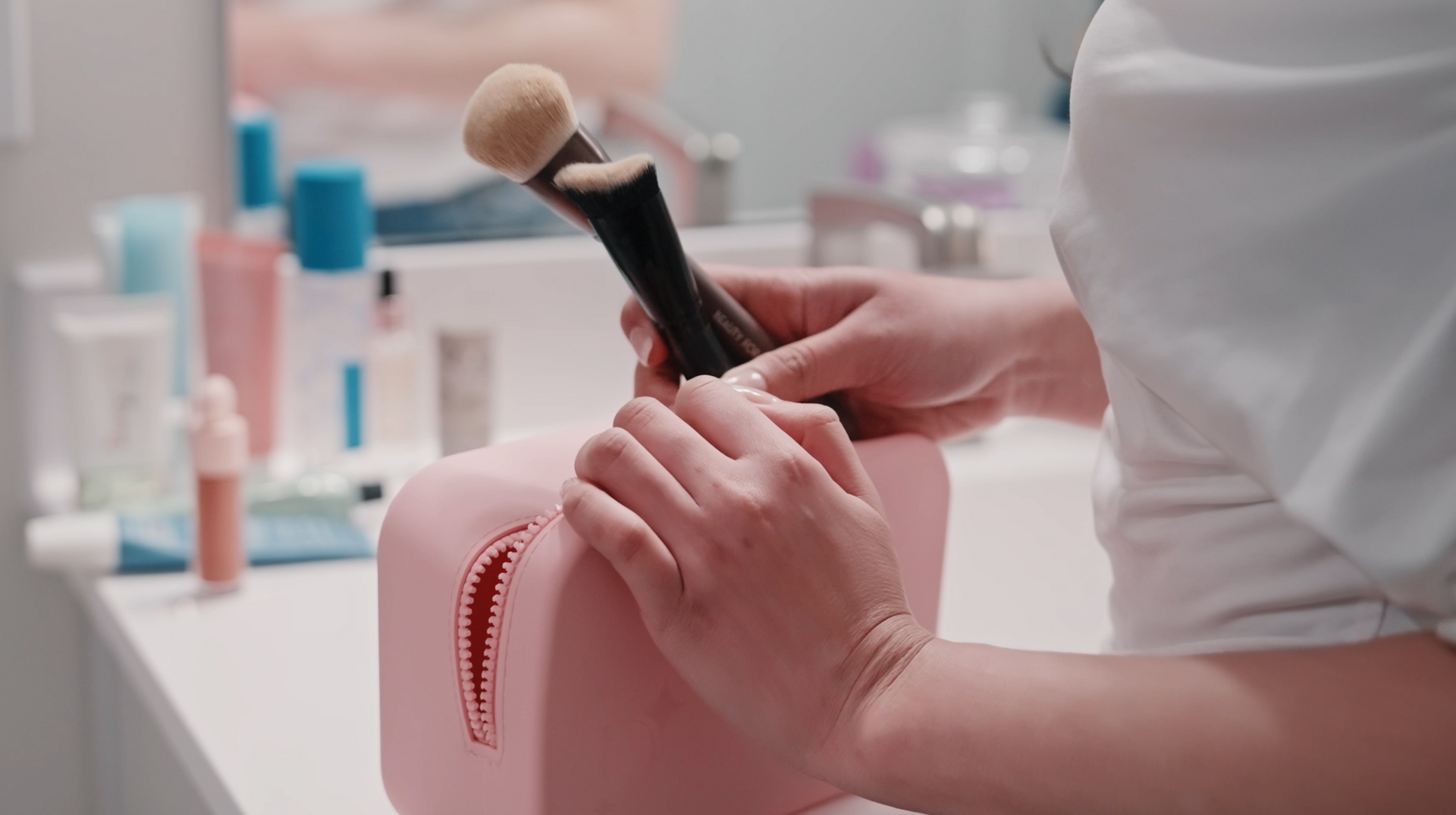 Load video: Dreamy Drenched&#39;s Silicone Cosmetic Bag Commercial